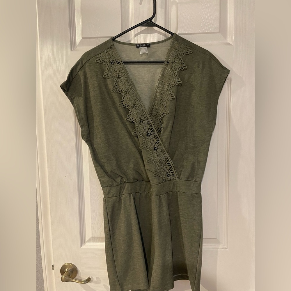 VENUS // Olive Green Romper with Lace Detail // LIKE-NEW!